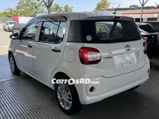 Toyota Passo Carros en venta