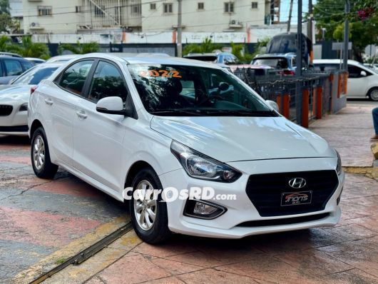 Hyundai Verna Carros en venta