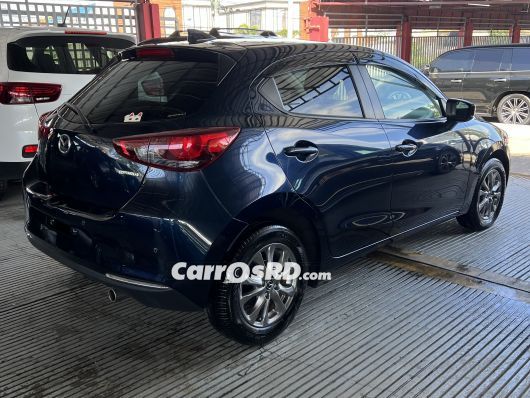 Mazda 2 Carros en venta