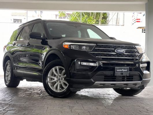 Ford Explorer XLT en venta
