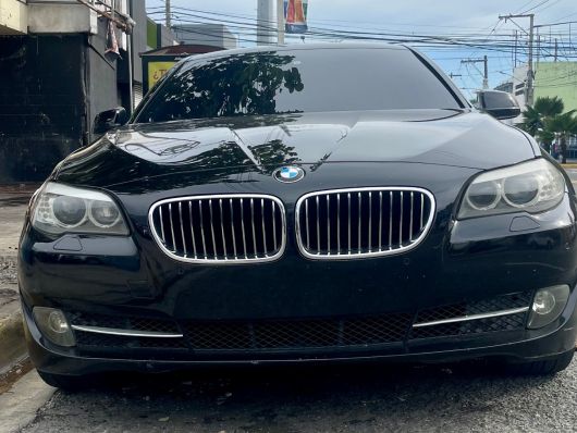 BMW Serie 5 523 en venta