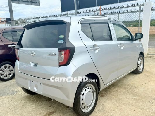 Daihatsu Mira Carros en venta