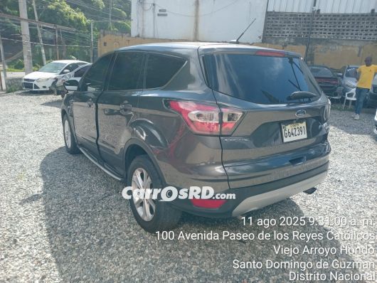 Ford Escape Jeepeta en venta