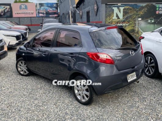 Mazda Demio Jeepeta en venta