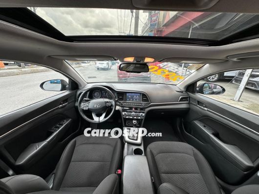 Hyundai Elantra Carros en venta