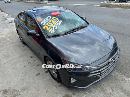 Hyundai Elantra Carros en venta