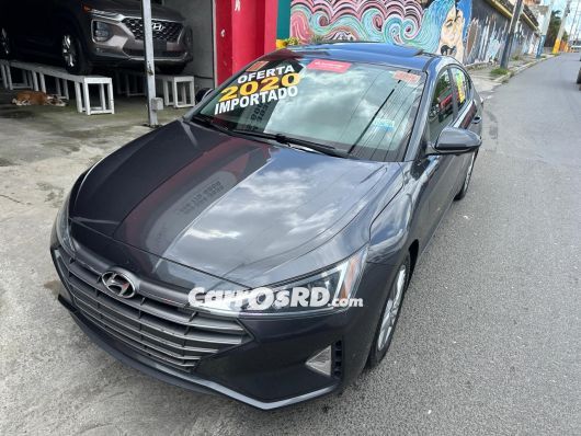 Hyundai Elantra Carros en venta
