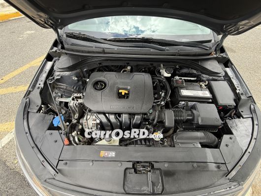 Hyundai Elantra Carros en venta
