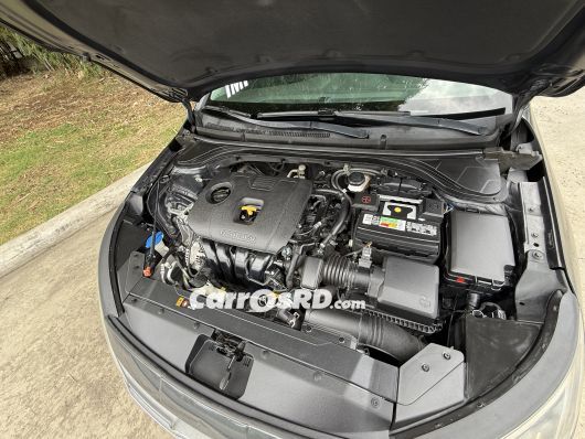 Hyundai Elantra Carros en venta