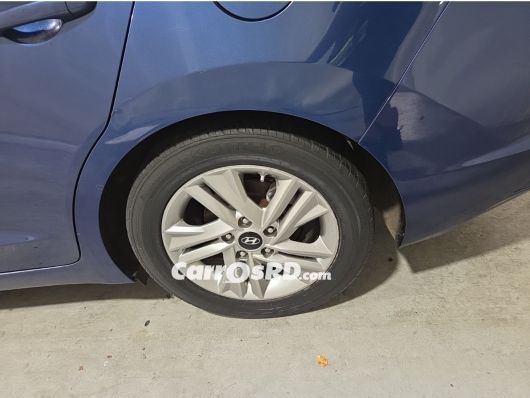 Hyundai Elantra Carros en venta