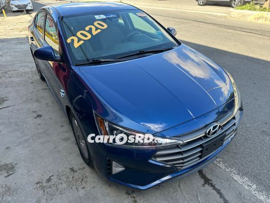 Hyundai Elantra Carros en venta