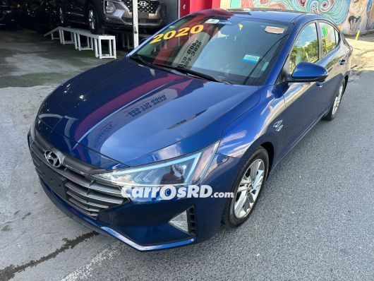 Hyundai Elantra Carros en venta