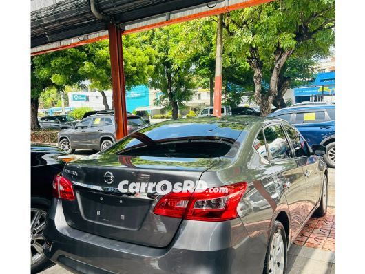Nissan Sentra Carros en venta
