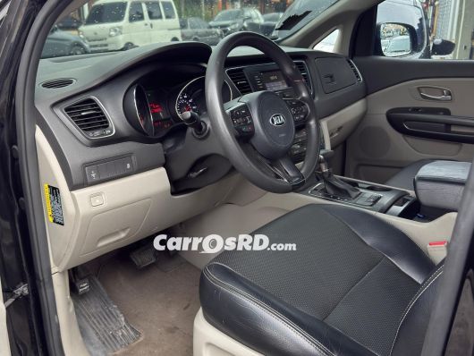 Kia Sedona Minivan en venta