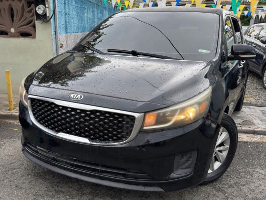 Kia Sedona LX en venta