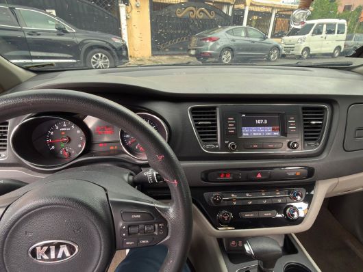 Kia Sedona LX