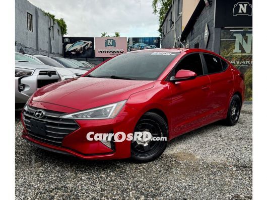 Hyundai Elantra Carros en venta