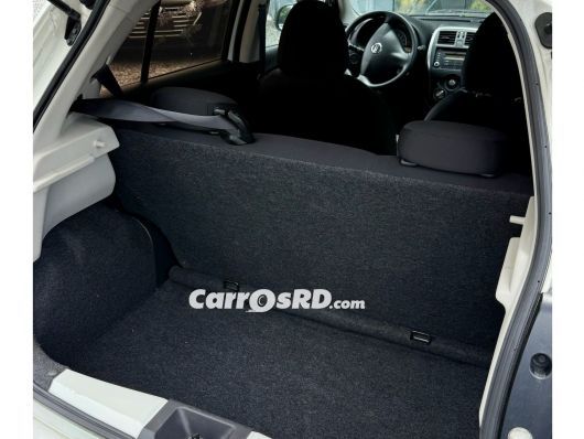 Nissan March Hatchback en venta