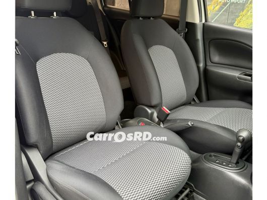 Nissan March Hatchback en venta