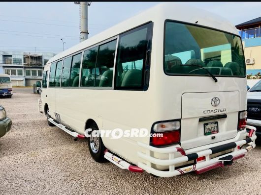 Toyota Coaster Autobus en venta