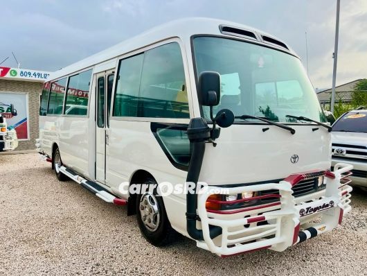 Toyota Coaster Autobus en venta
