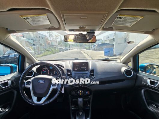 Ford Fiesta Carros en venta
