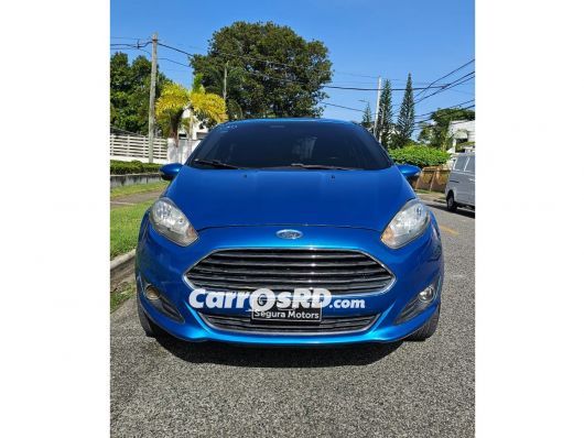 Ford Fiesta Carros en venta