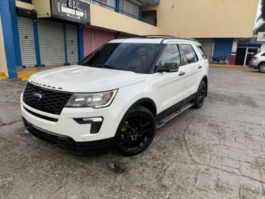 Ford Explorer Limited en venta