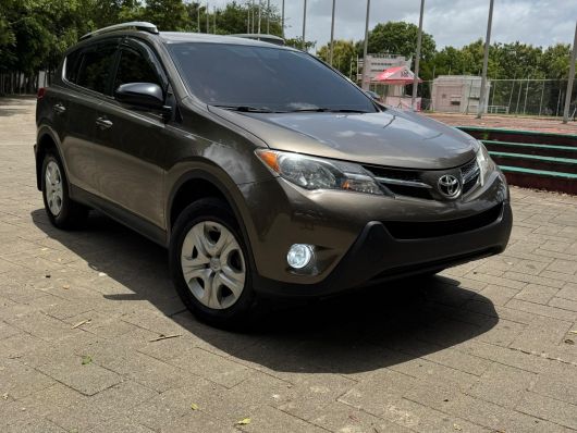 Toyota RAV4 LE en venta