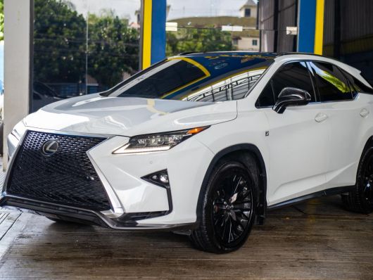 Lexus