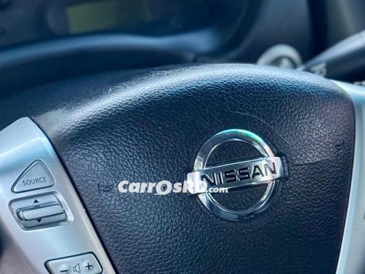 Nissan Versa Carros en venta
