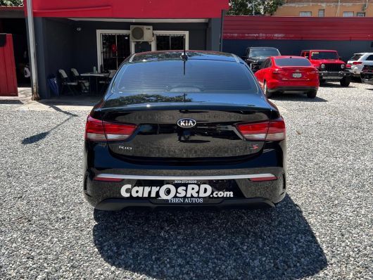 Kia Rio Carros en venta