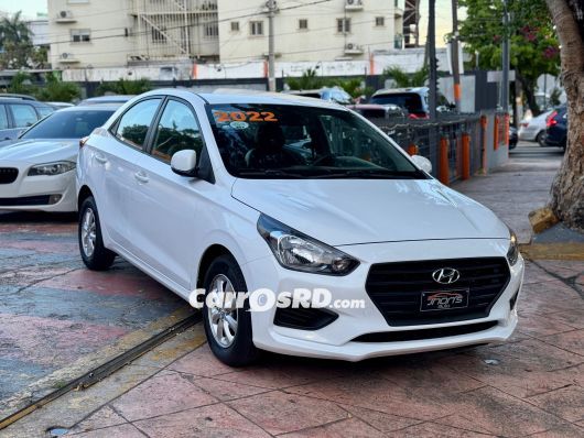 Hyundai Verna Carros en venta