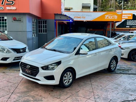 Hyundai Verna Basico en venta