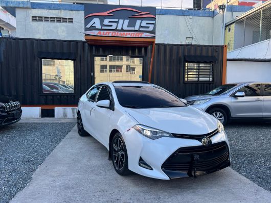 Toyota Corolla XLE en venta