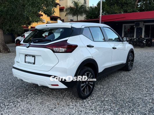 Nissan Kicks Jeepeta en venta