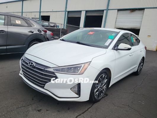 Hyundai Elantra Carros en venta