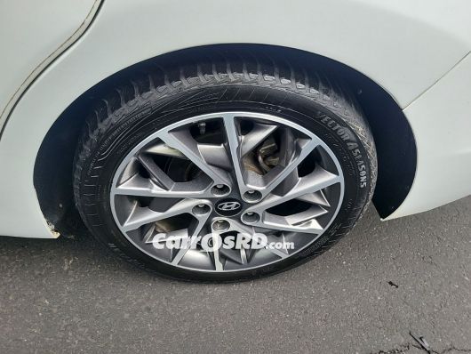 Hyundai Elantra Carros en venta