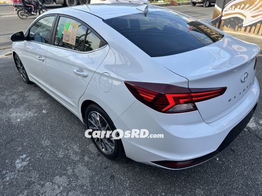 Hyundai Elantra Limited