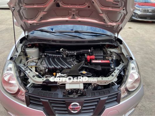 Nissan AD Carros en venta