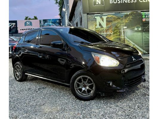Mitsubishi Mirage ES en venta