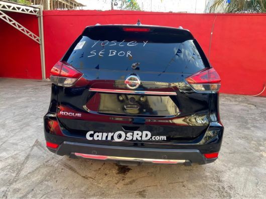Nissan Rogue Jeepeta en venta