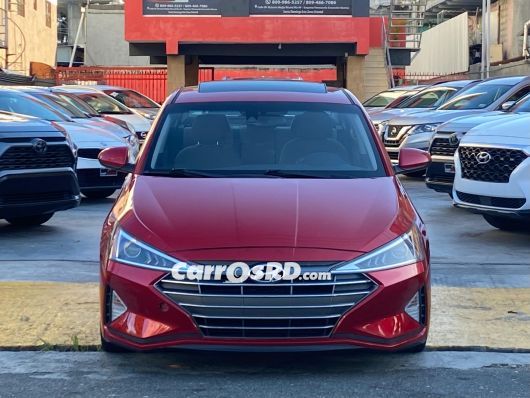 Hyundai Elantra Carros en venta