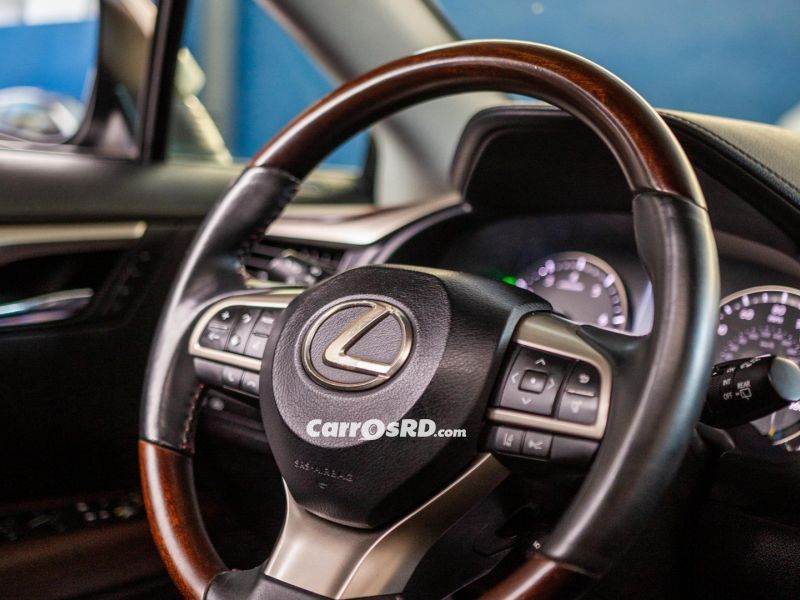 Lexus