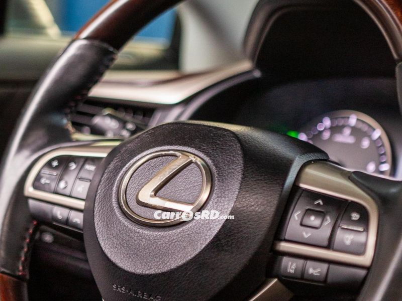 Lexus