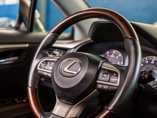 Lexus