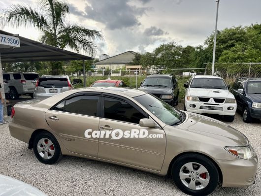Toyota Camry Carros en venta