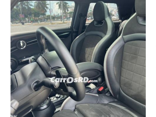 MINI Cooper Hatchback en venta