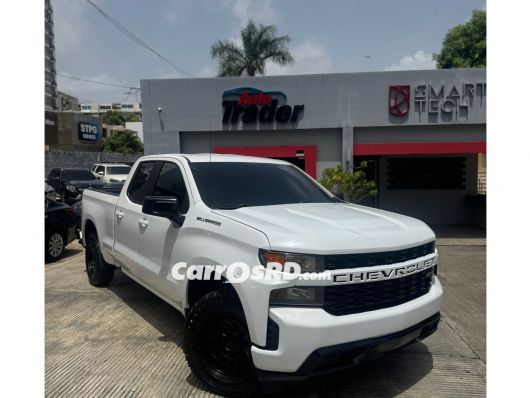 Chevrolet Silverado Camioneta en venta