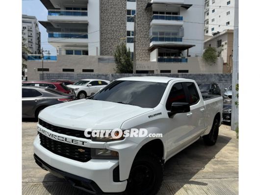 Chevrolet Silverado Camioneta en venta